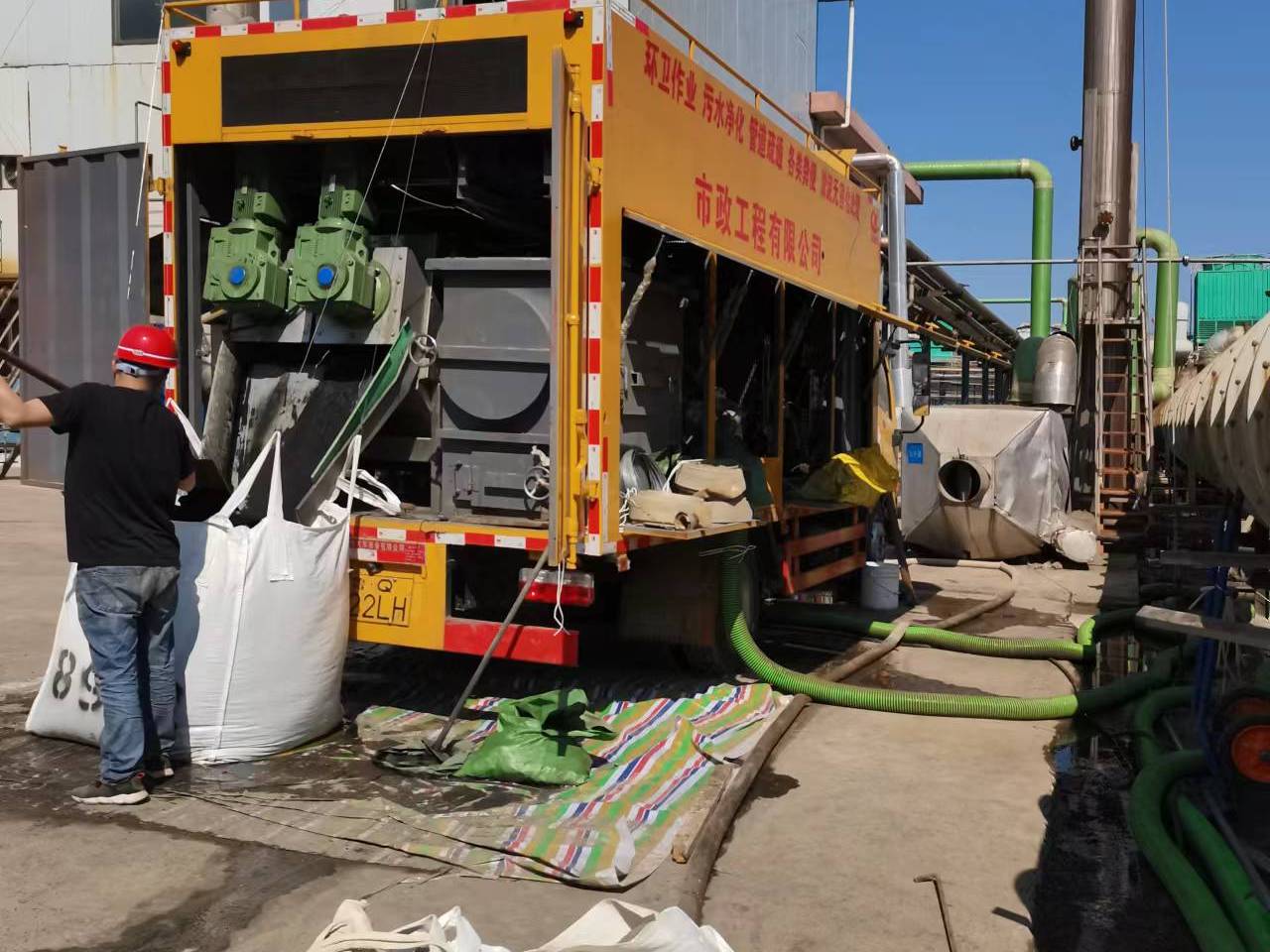 仁寿淤泥压干处理